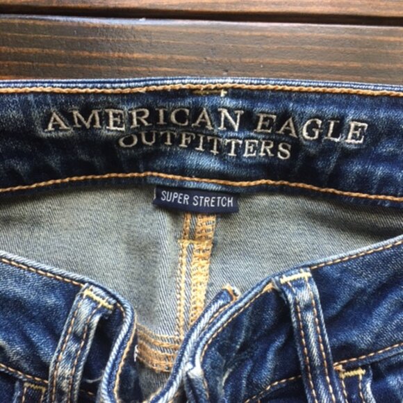 American Eagle Crop Jegging Ripped Jeans - size 4 regular - Picture 2 of 7